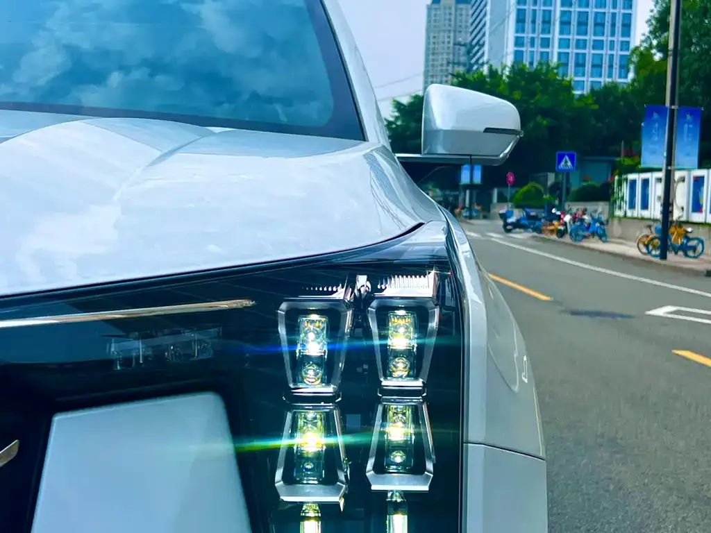 GAC Motor Trumpchi GS8 — фото 2