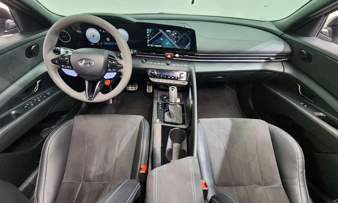 Hyundai AVANTE — фото 8