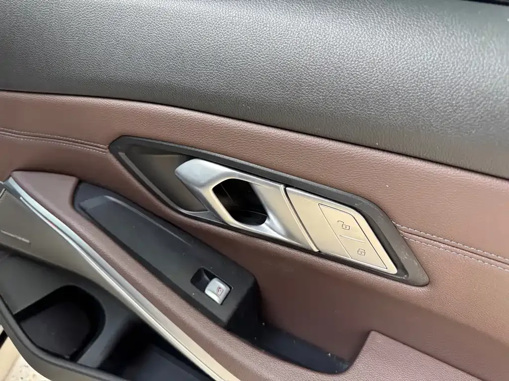 BMW 3 Series — фото 10