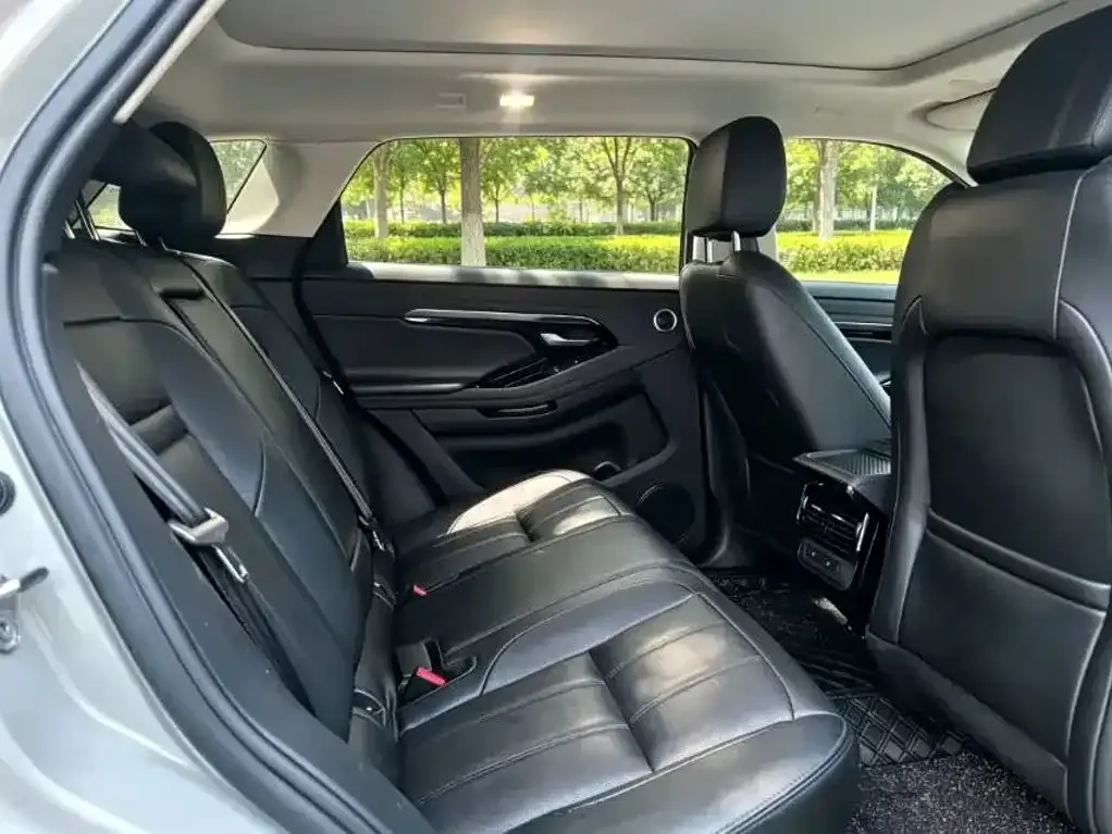 Land Rover Evoque — фото 10