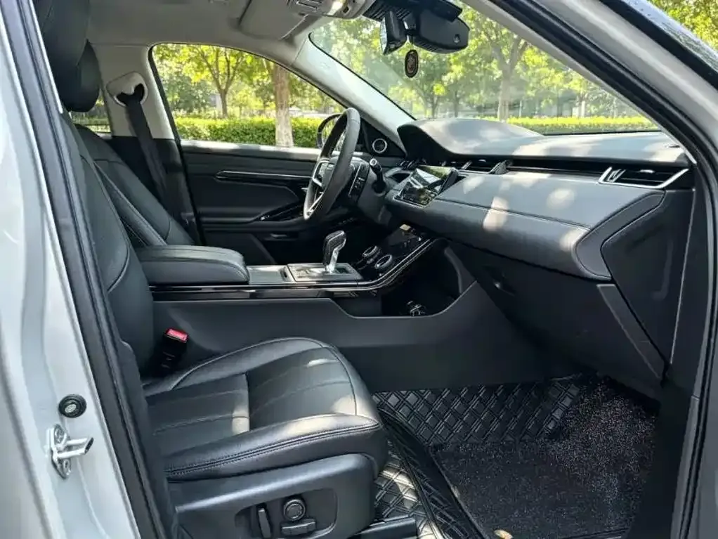 Land Rover Evoque — фото 5