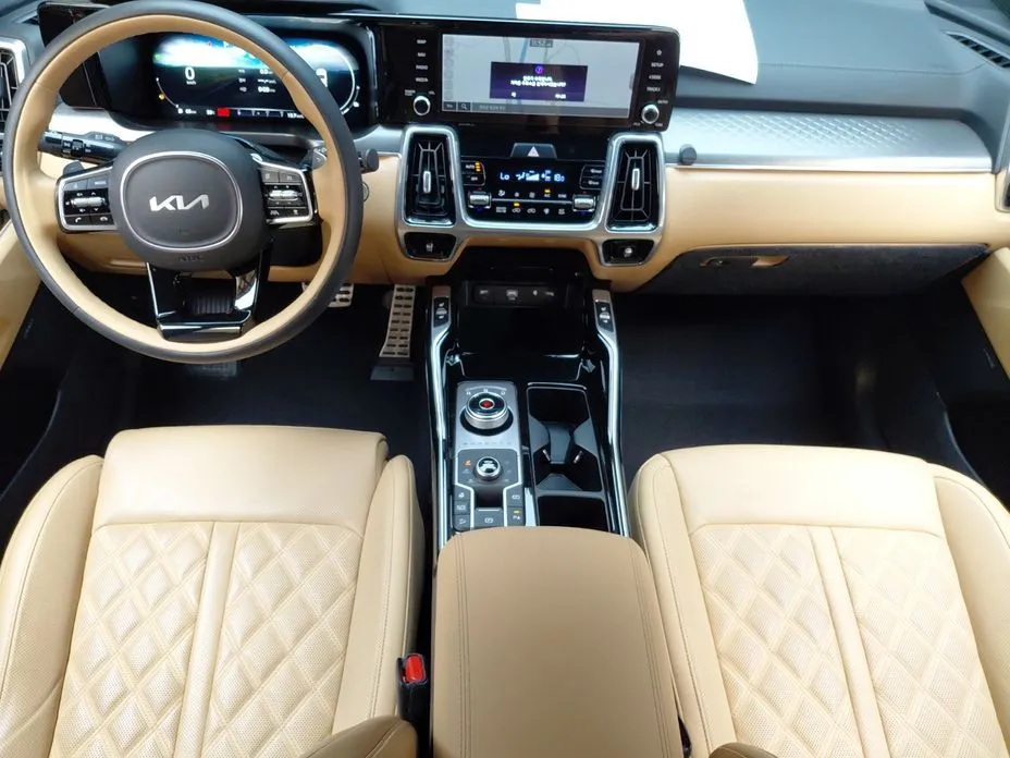 Kia Sorento — фото 9