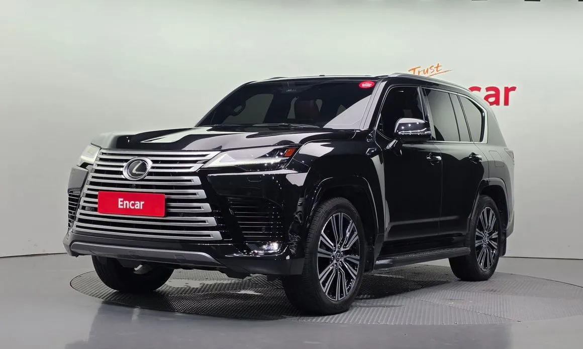 Lexus LX — фото 1