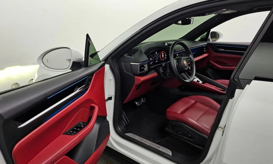 Porsche Macan — фото 9