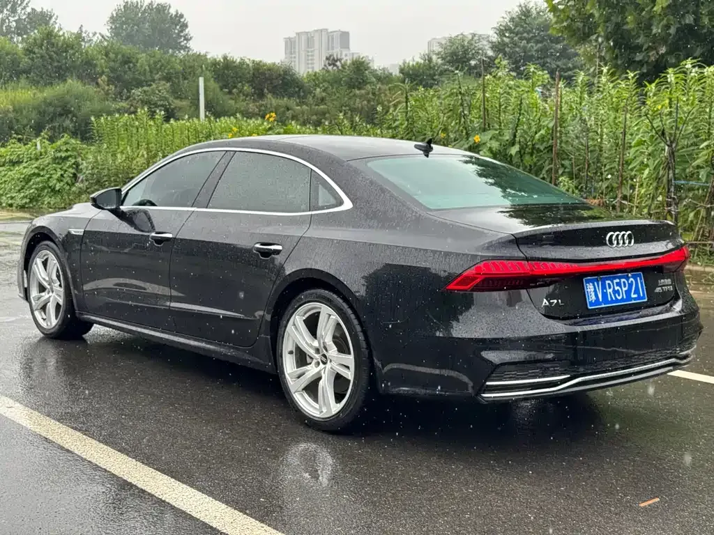 Audi A7L — фото 3