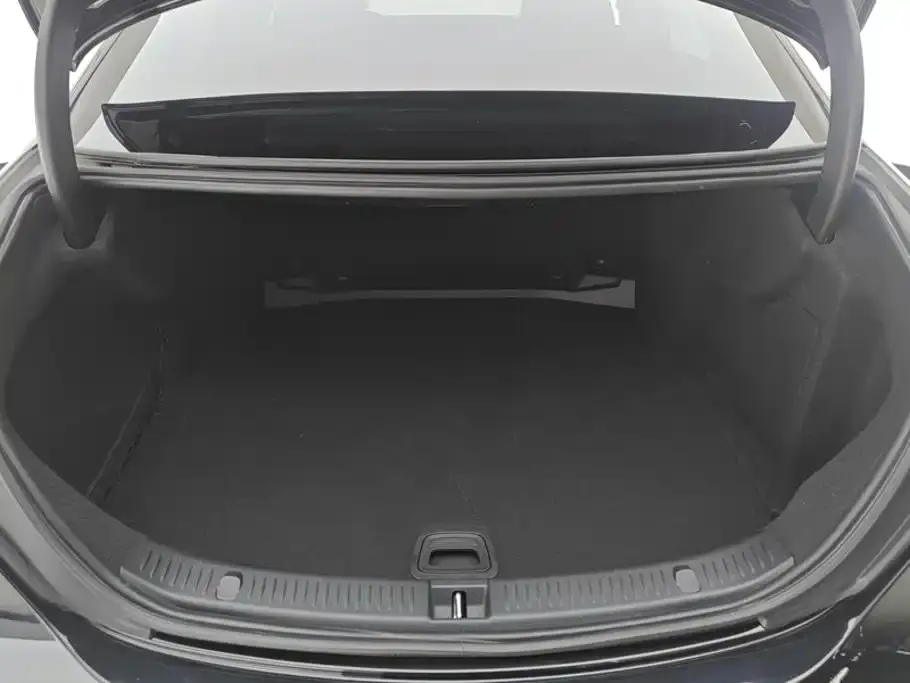 Mercedes-Benz E-Class (Import) — фото 8