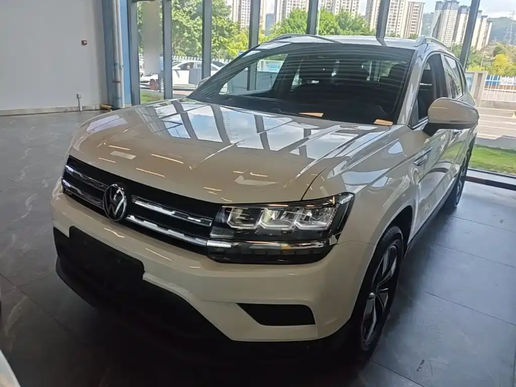 Volkswagen Tharu — фото 1