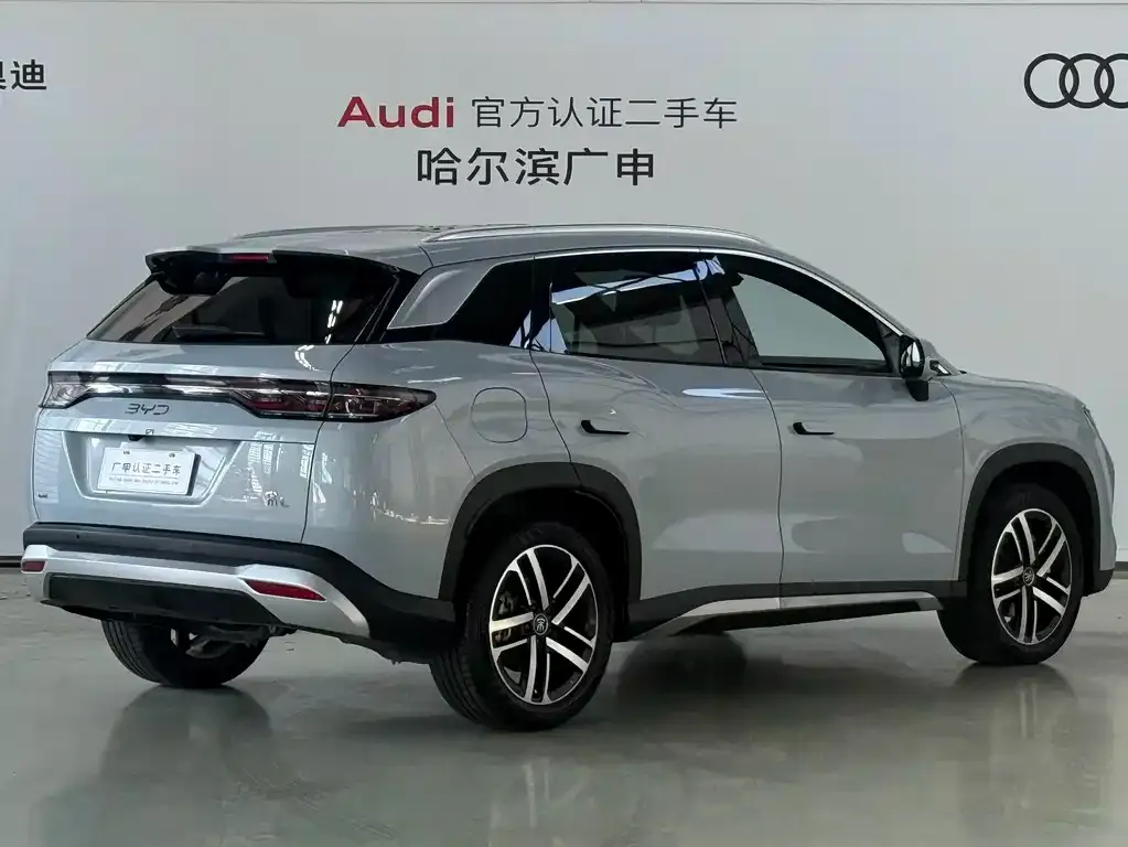 BYD L DM-i — фото 2