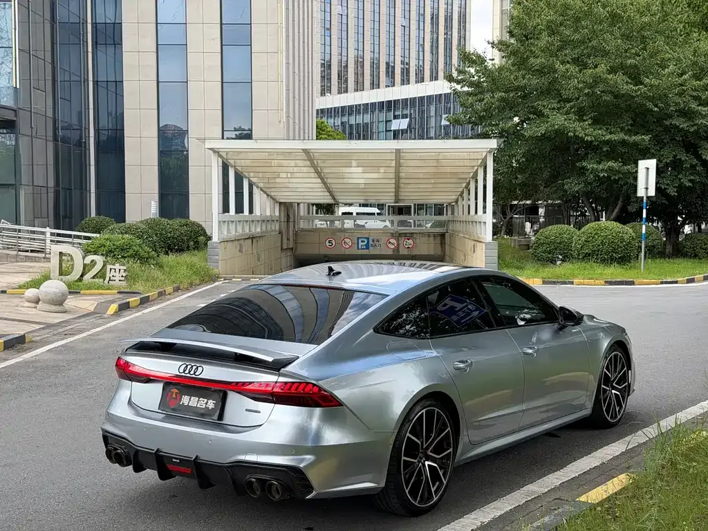 Audi A7 — фото 3