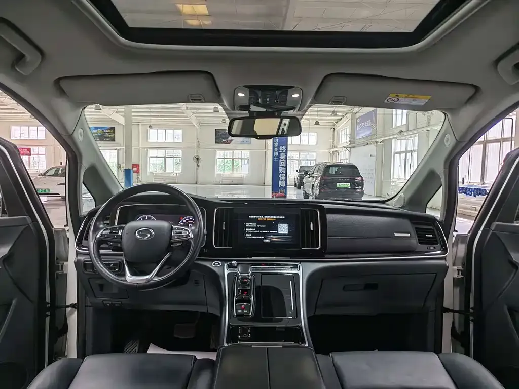 GAC Motor Trumpchi M8 — фото 10