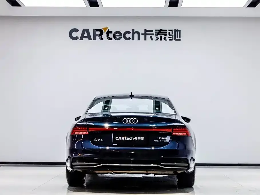 Audi A7L — фото 3