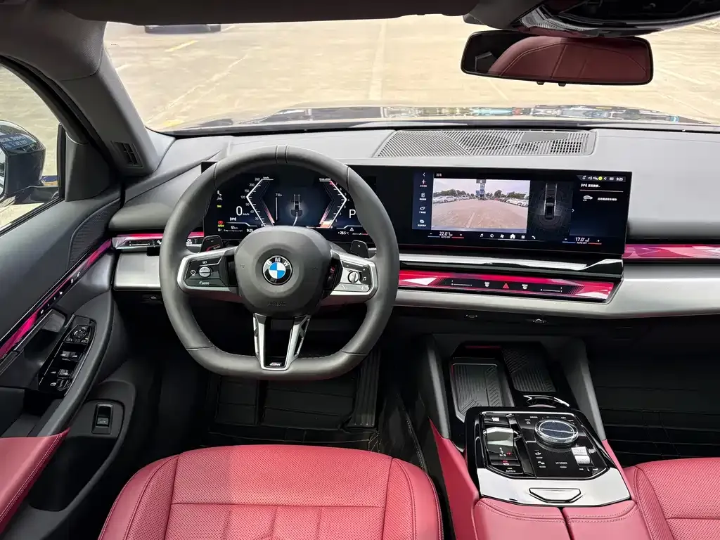 BMW 5 Series — фото 5