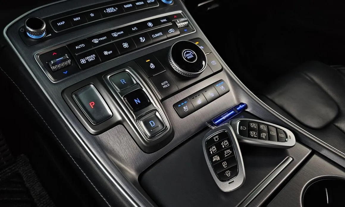Hyundai Santafe — фото 5