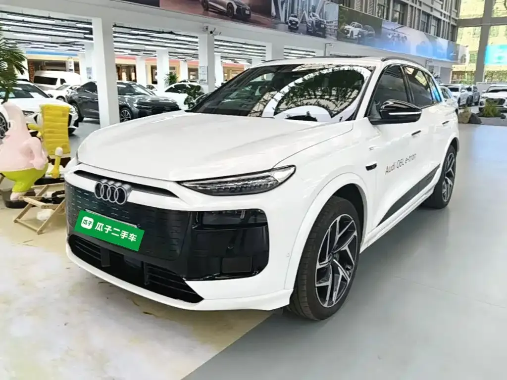 Audi Q6L e-tron — фото 7