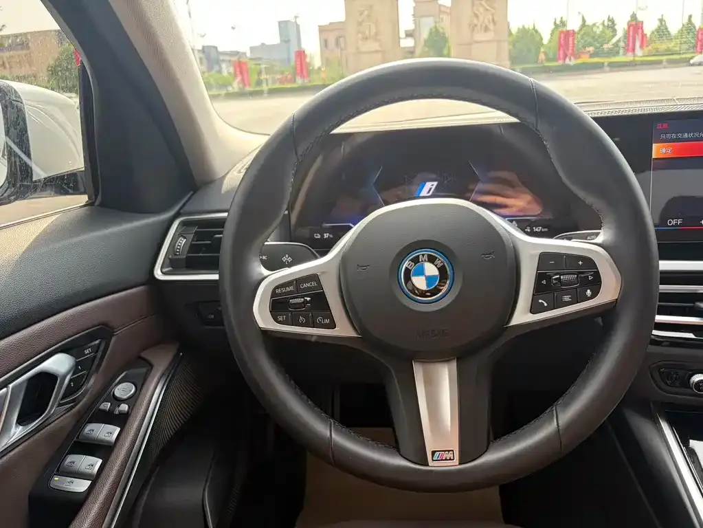 BMW i3 — фото 7