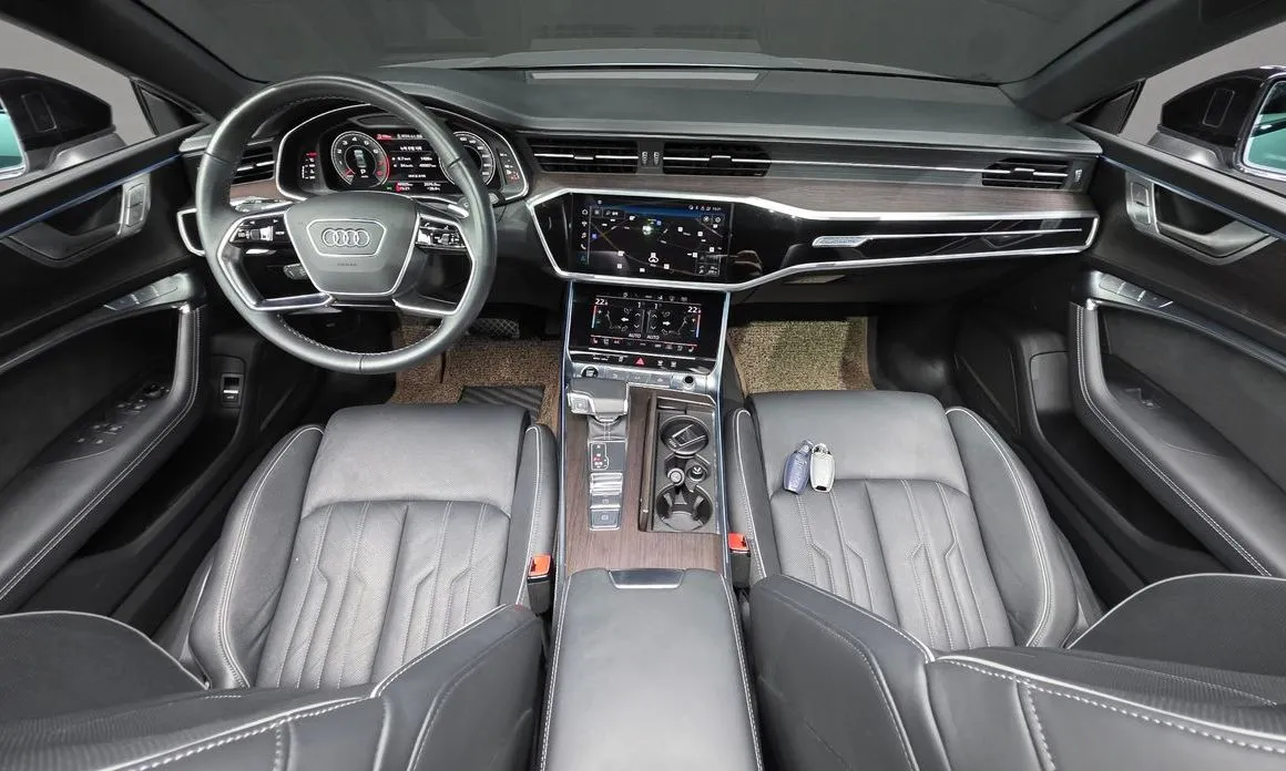 Audi A7 — фото 9