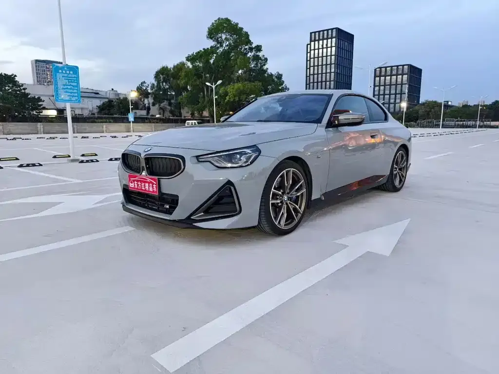 BMW M240i — фото 1