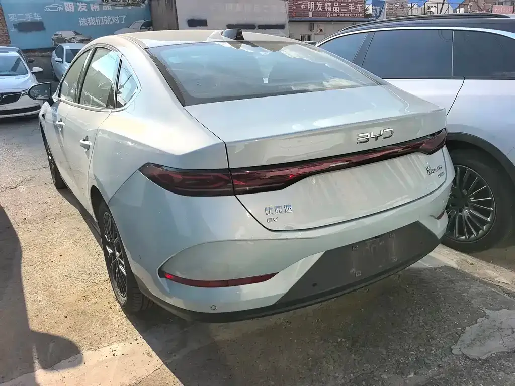 BYD Qin PLUS — фото 5