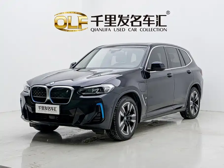 BMW iX3 — фото 1