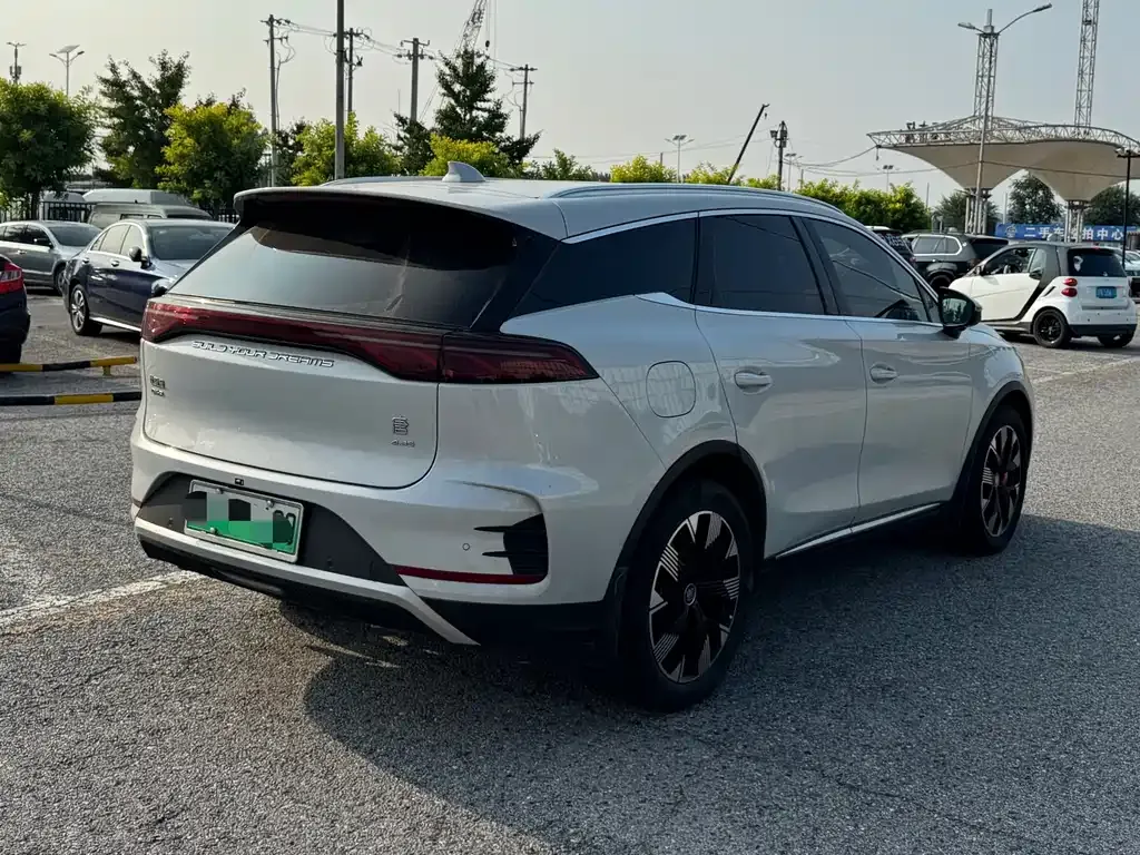 BYD Tang New Energy — фото 10