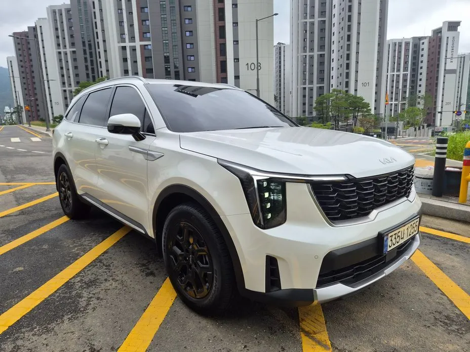 Kia Sorento — фото 1