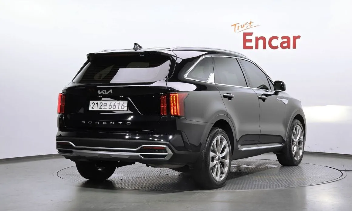 Kia Sorento — фото 8
