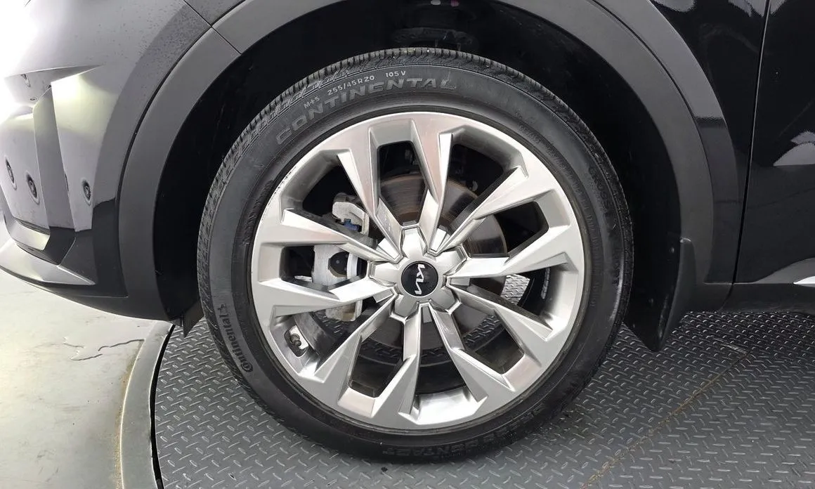 Kia Sorento — фото 10