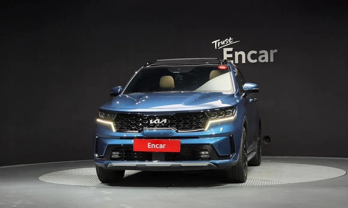 Kia Sorento — фото 6