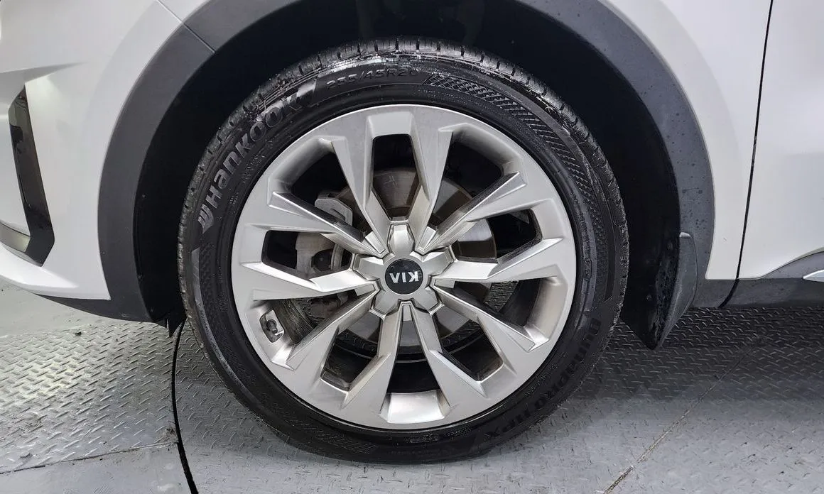 Kia Sorento — фото 10