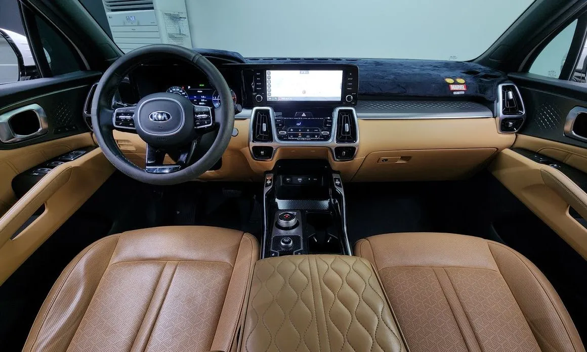 Kia Sorento — фото 9