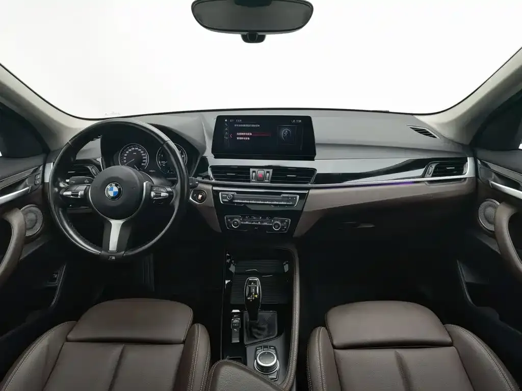 BMW X1 — фото 8