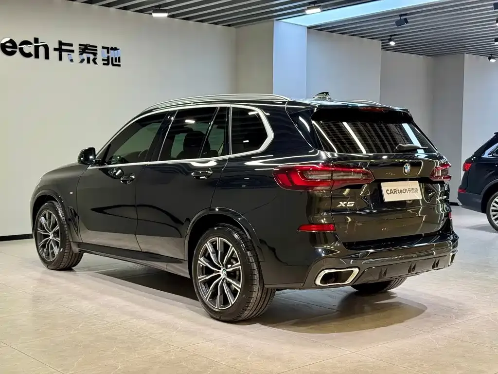 BMW X5 (Import) — фото 9