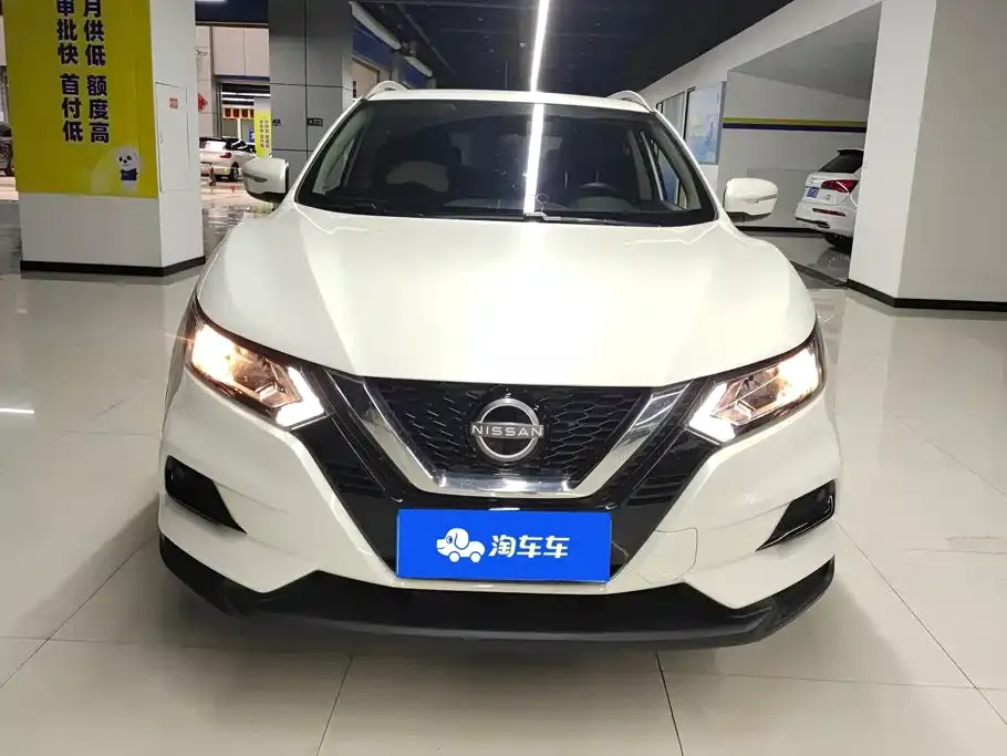 Nissan Qashqai — фото 7