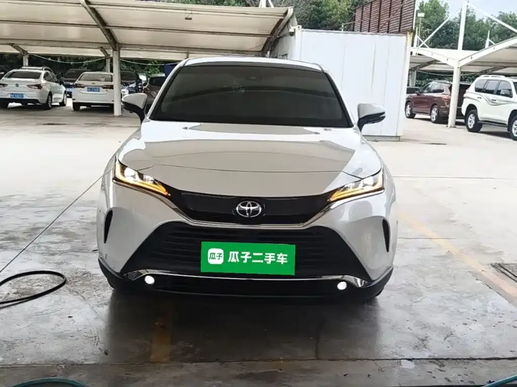 Toyota Harrier — фото 10