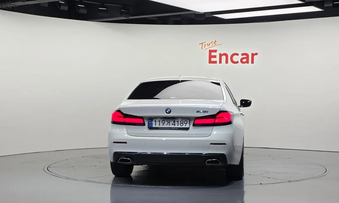 BMW 5-Series — фото 2