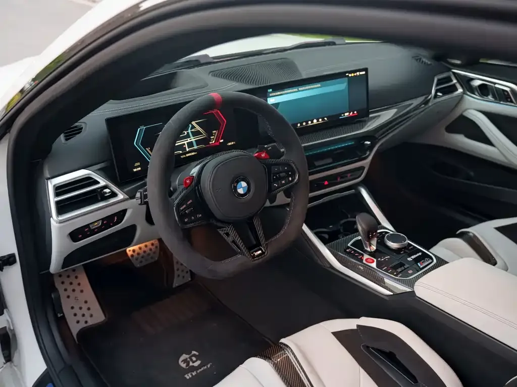 BMW M4 — фото 10