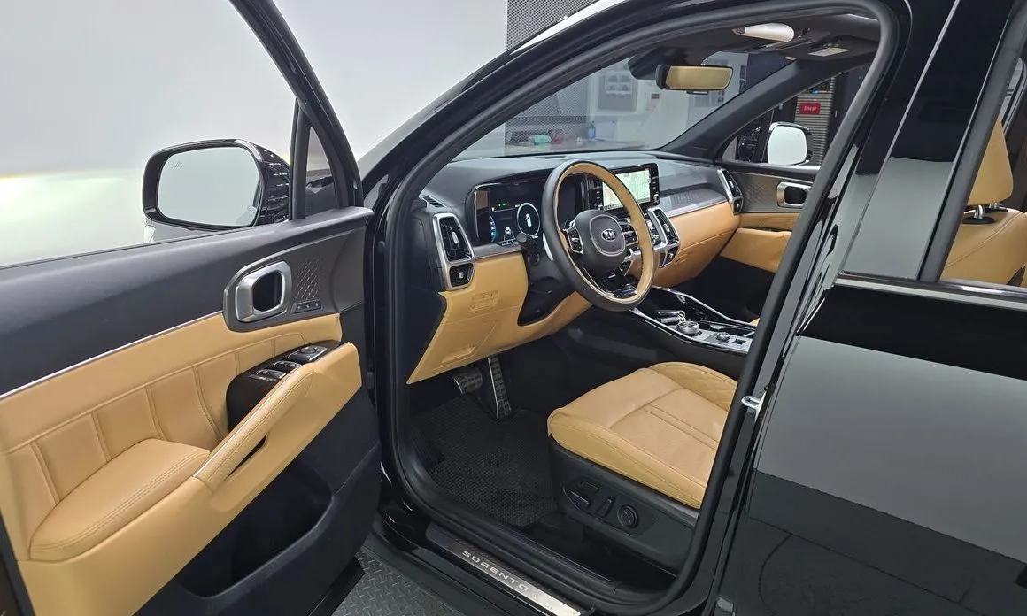 Kia Sorento — фото 7