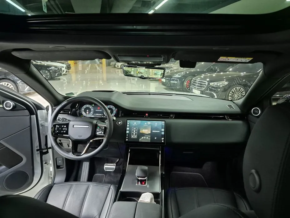 Land Rover Range Rover Evoque — фото 2