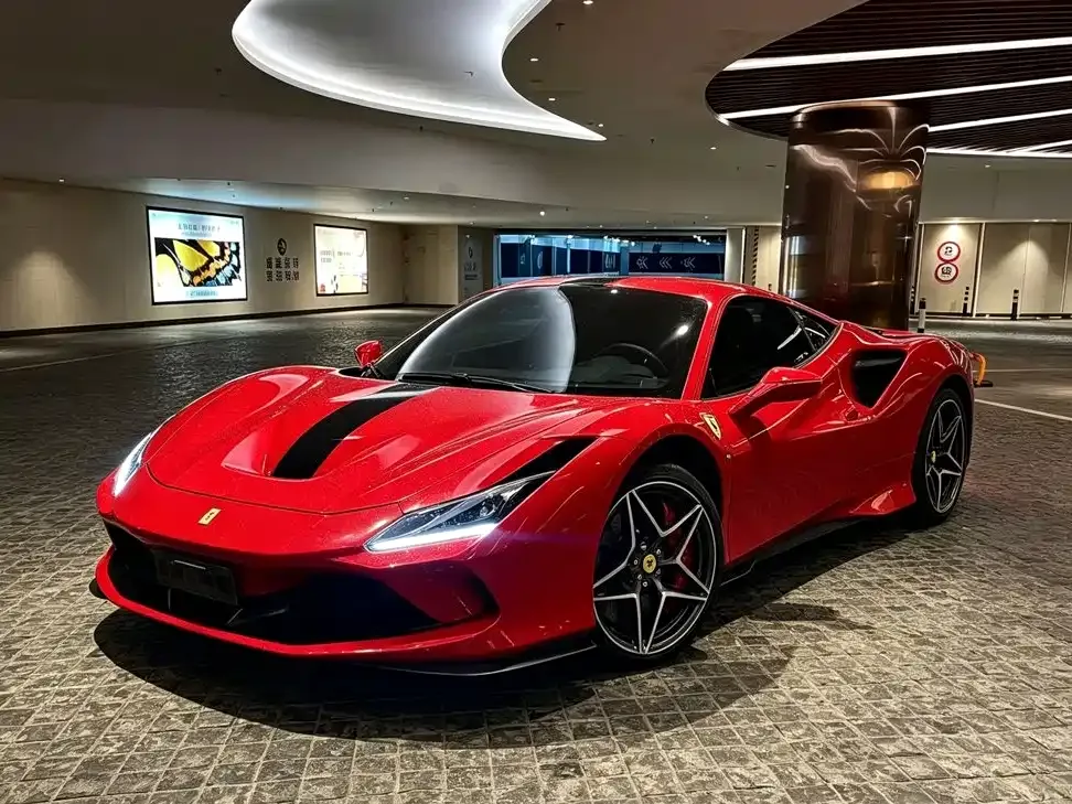 Ferrari F8 — фото 1