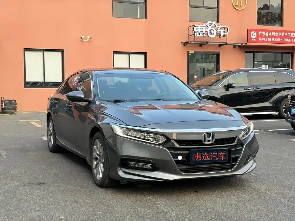 Honda Accord — фото 5