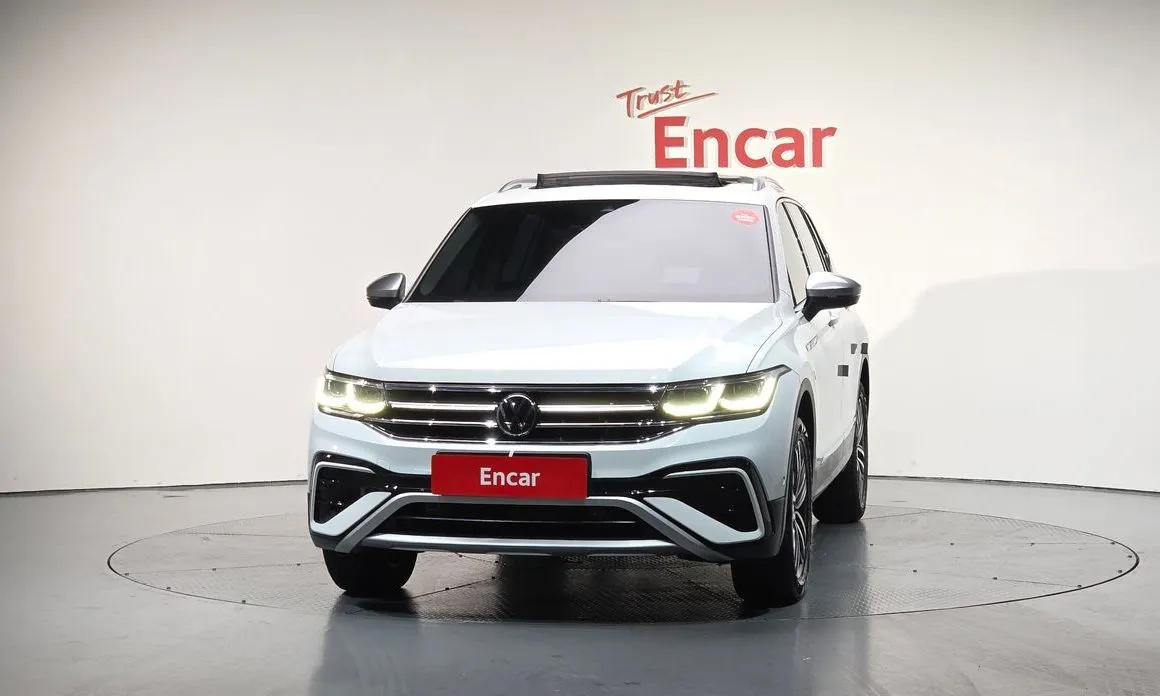 Volkswagen Tiguan — фото 6