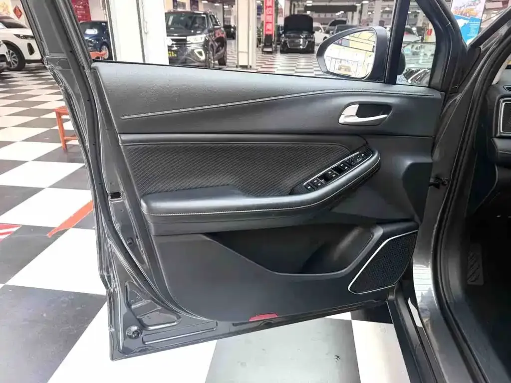 GAC Motor Trumpchi GS4 — фото 10