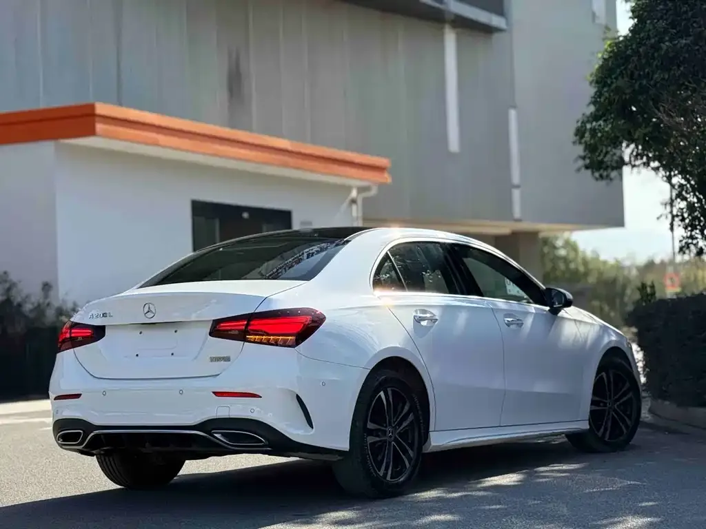 Mercedes-Benz A-Class — фото 3