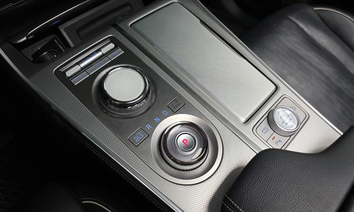 Genesis GV80 — фото 10