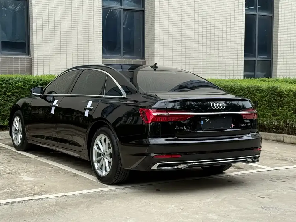 Audi A6L — фото 3