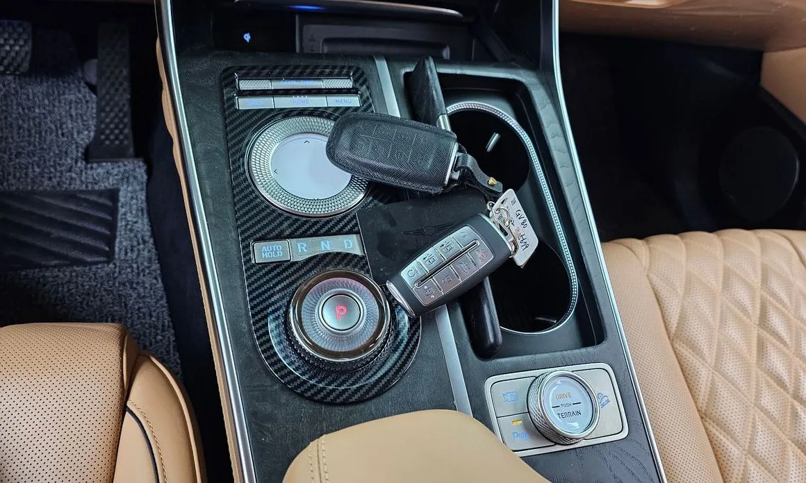 Genesis GV80 — фото 10