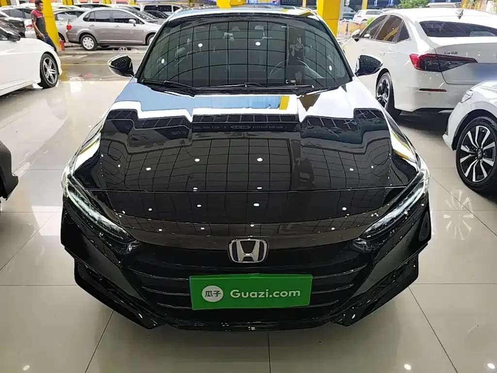 Honda Accord — фото 3