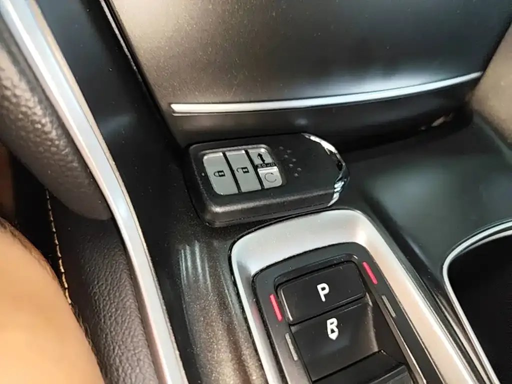 Honda Accord — фото 2