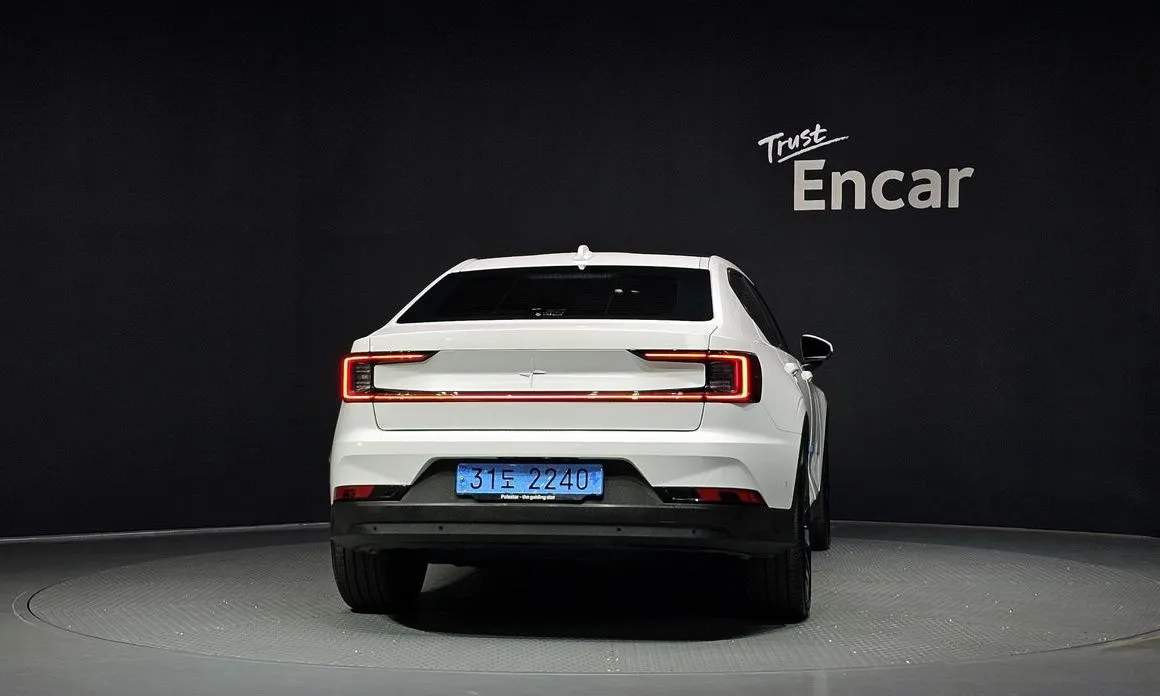 Polestar Polestar 2 — фото 4