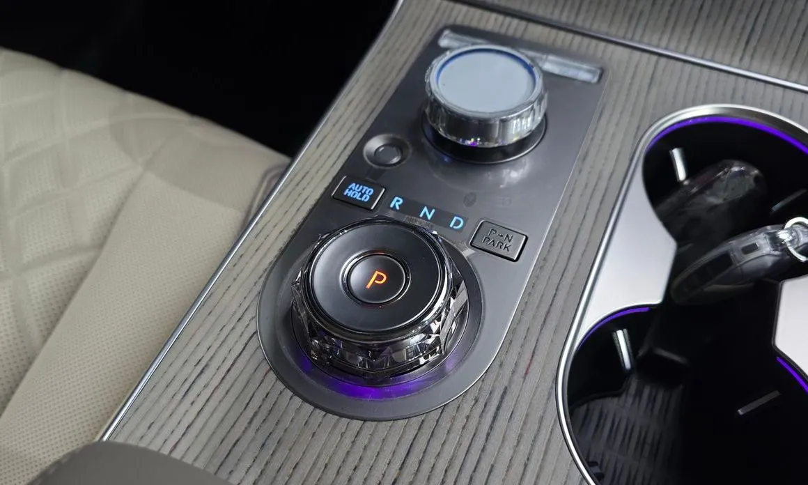 Genesis GV80 — фото 10